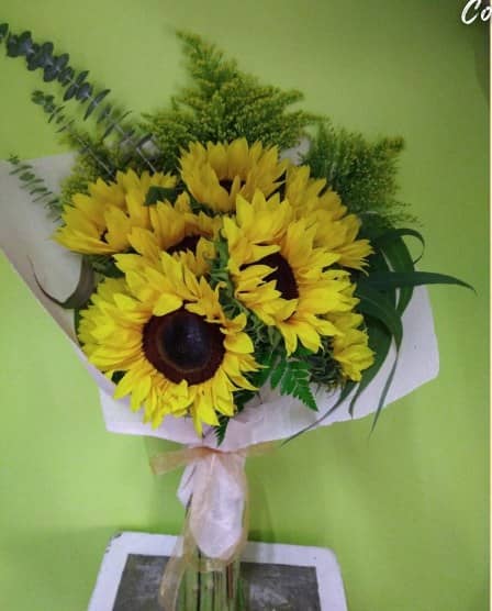 Bouquet 7 Girasoles — foto 1 Florería Casablanca Torreón