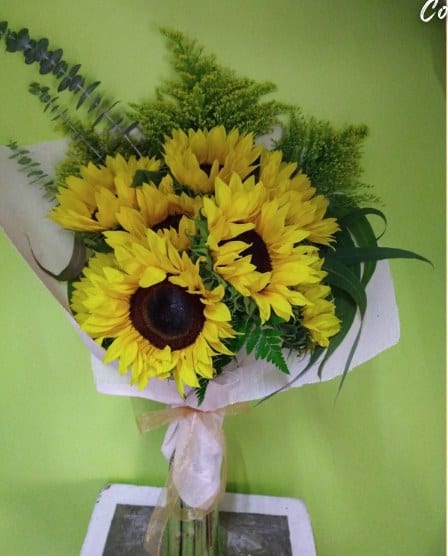 Bouquet 7 Girasoles — arreglo floral Florería Casablanca Torreón