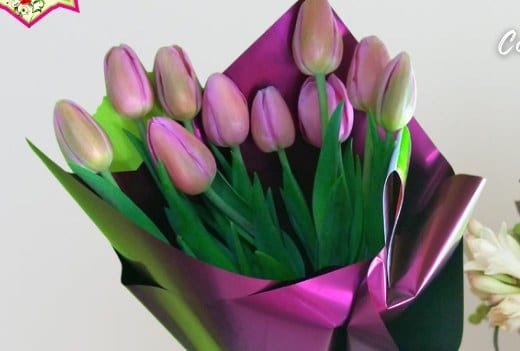 Decena de tulipanes — arreglo floral Florería Casablanca Torreón