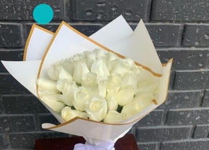 Ramo 2 docenas rosas blancas — arreglo floral Florería Casablanca Torreón