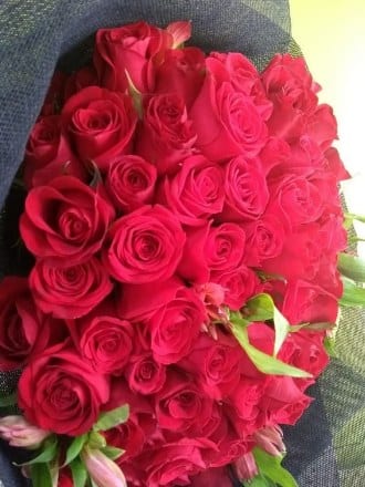 Bouquet de 100 Rosas — arreglo floral Florería Casablanca Torreón