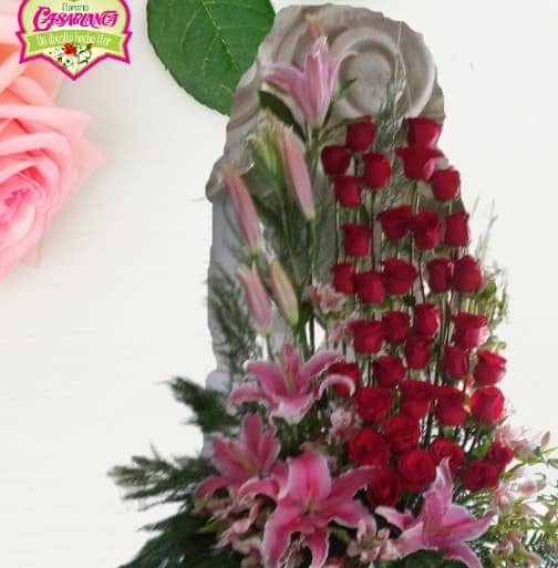 36 Rosas y Acapulcos — foto 1 Florería Casablanca Torreón
